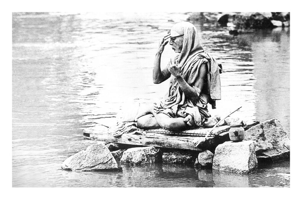 SRI MANTRAPEETESWARI VEDA PATASALA KUMBAKONAM VEDA POASHAKAM JAGATHRAKSHANAM